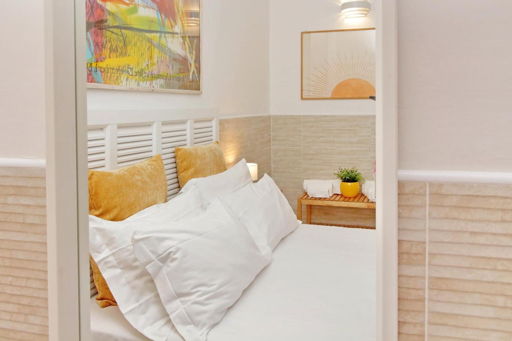 Opera Inn Suites - Rooms And Apartments Rom Eksteriør billede